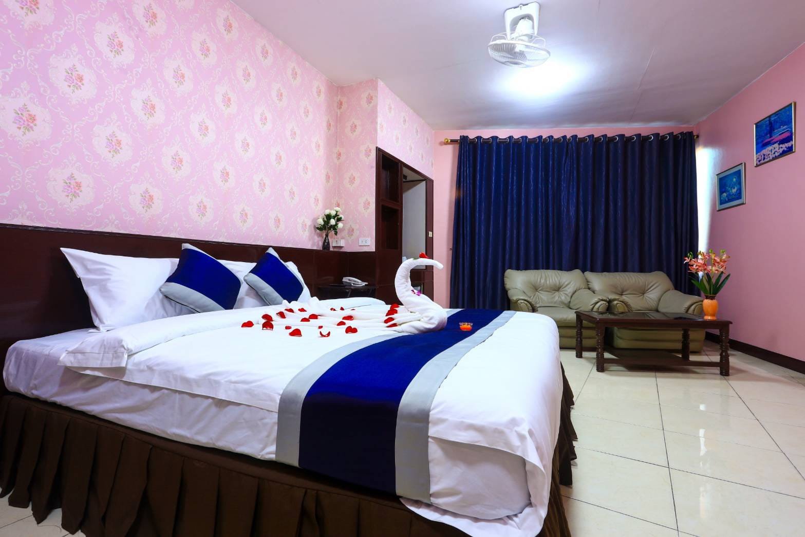 Deluxe Room | Best 3-star hotel in Pattaya